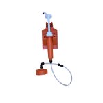 Pelikaan met oranje connector dop voor statiegeld kannen